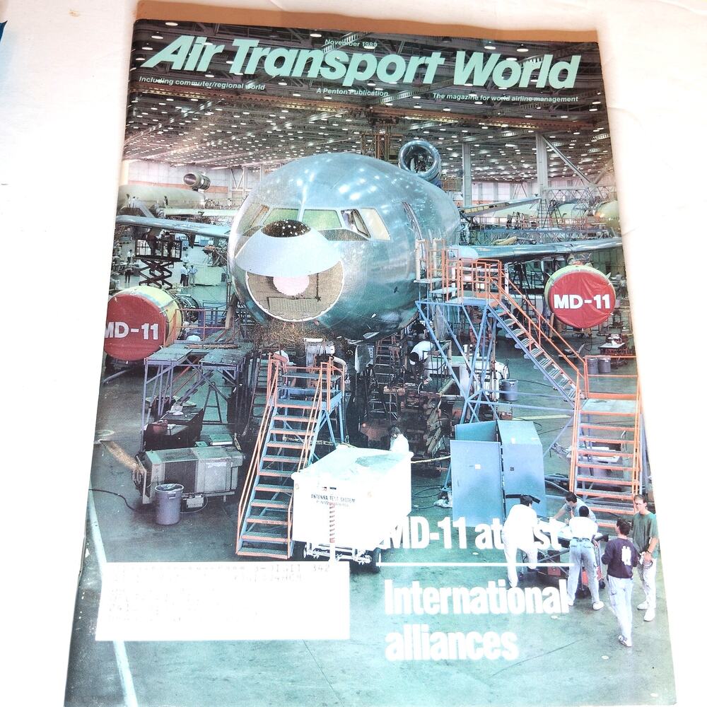 Air Transport World Magazine - November 1989 - MD-11 - Vintage Aviation